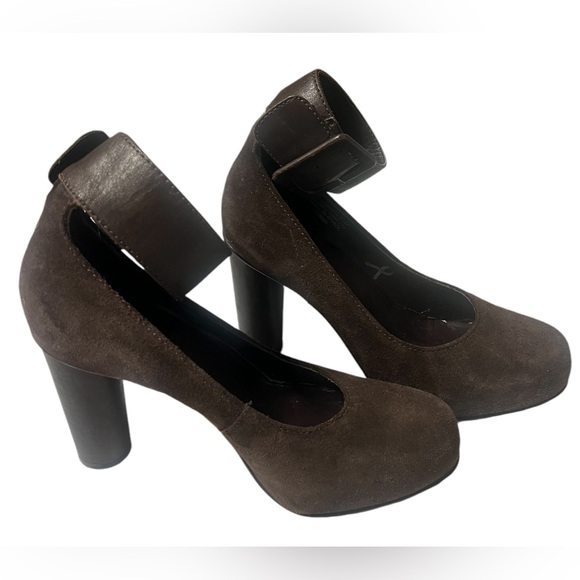 LL Bean Suede Platform Slip Om Adjustable Strap Pump Heels size 7.5 Brown - Picture 16 of 16